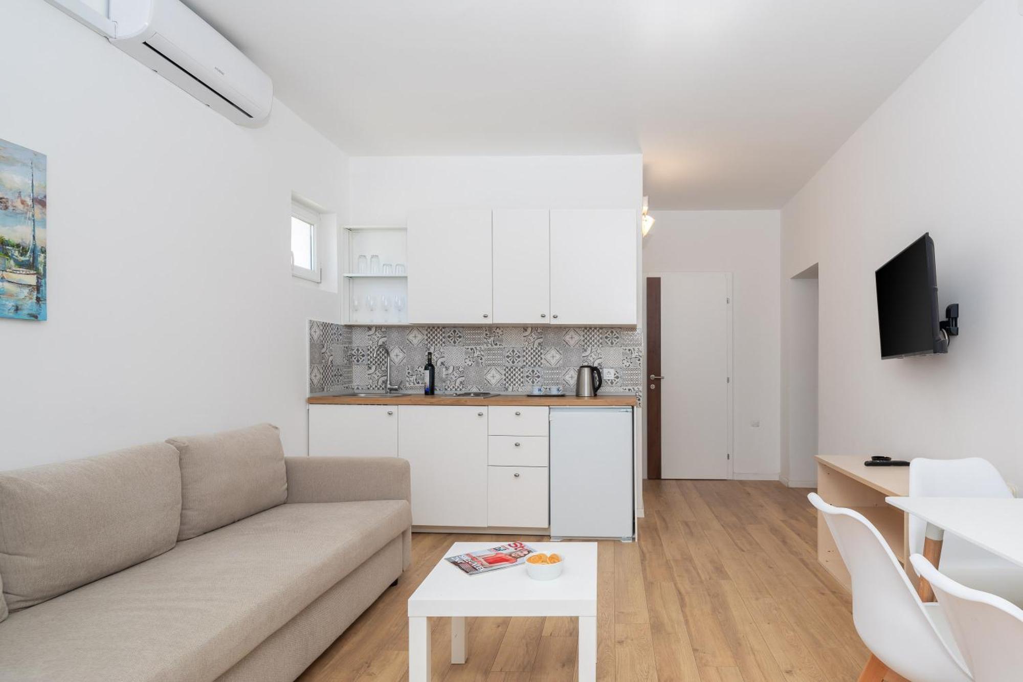 Magnolia Center Apartments Макарська Номер фото