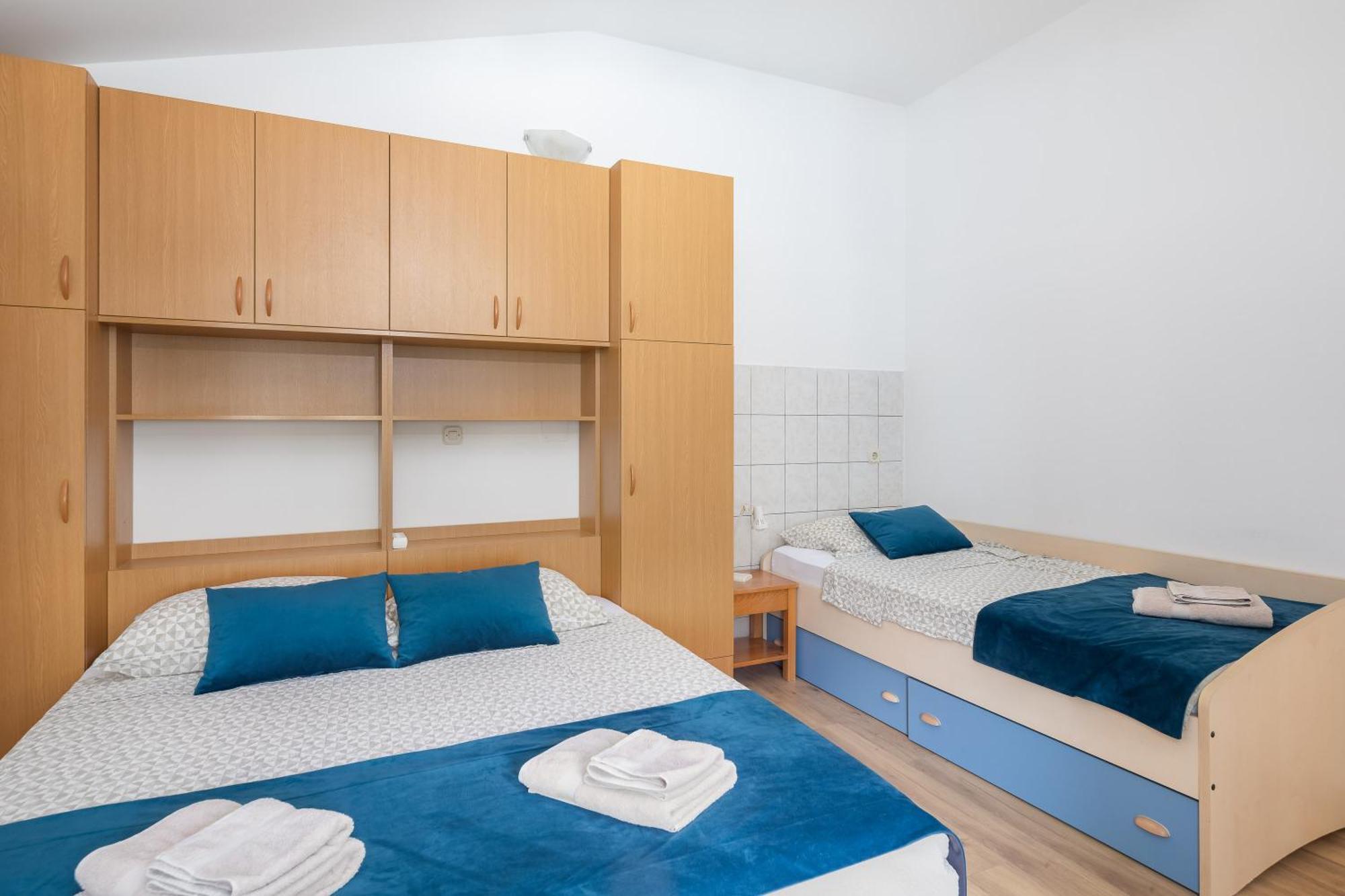 Magnolia Center Apartments Макарська Номер фото