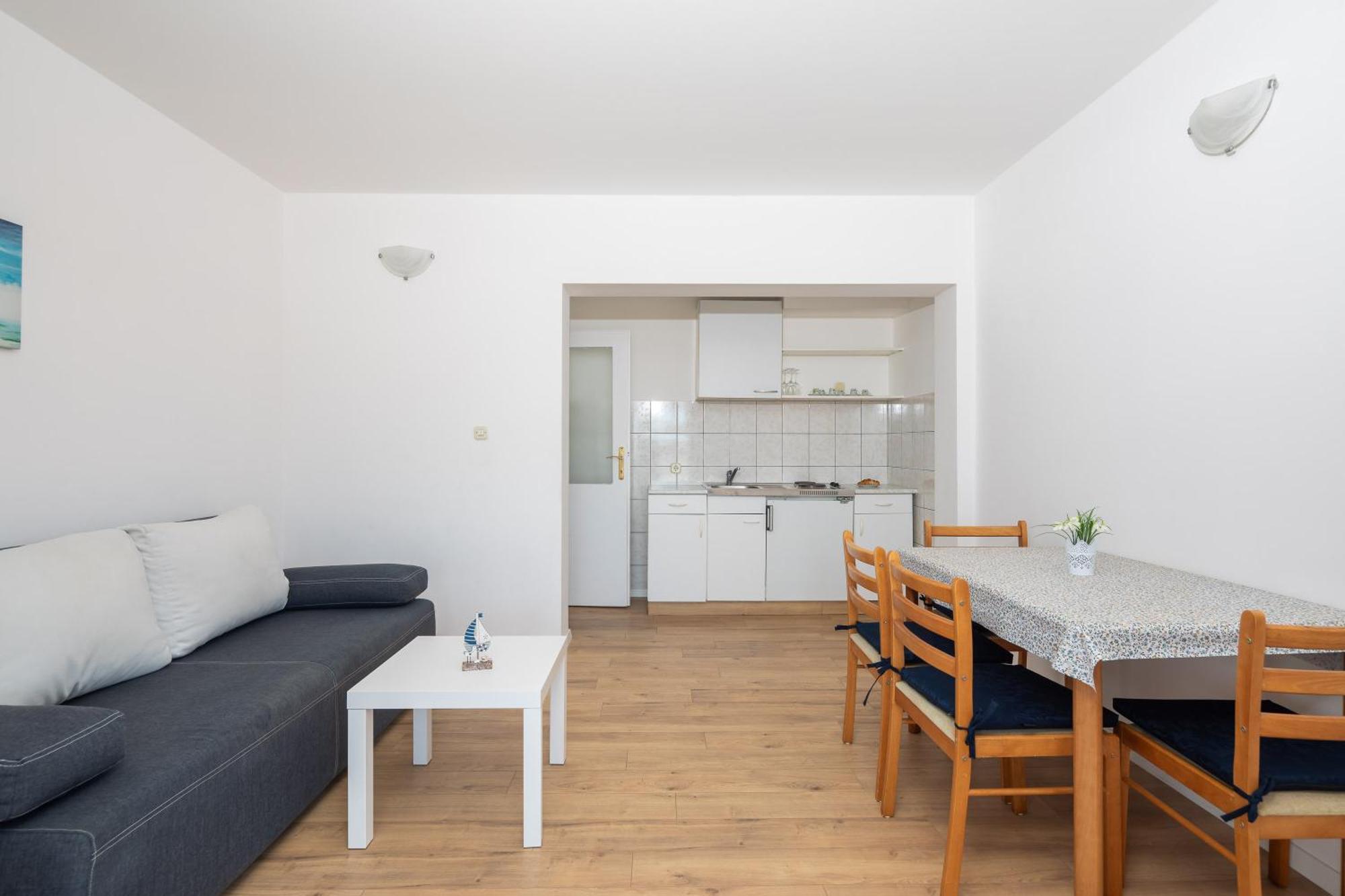 Magnolia Center Apartments Макарська Номер фото